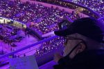 BTS 콘서트에 응원구호 프린트 해온 할아버지 관객