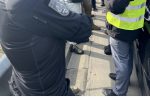 각국가의 경찰들이 자진해서 우크라이나로 몰려가고 있음