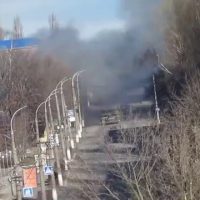 (SOUND)우크라이나) 탱크 촬영하다 포탄 맞음 ㄷㄷ