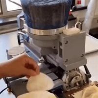 반자동 만두 기계