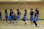 1분에 225번 단체줄넘기 한 일본 여학생들.GIF