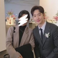 배우 이제훈 친구 결혼식장 사진.JPG