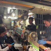 일본 신주쿠의 먹자골목.mp4
