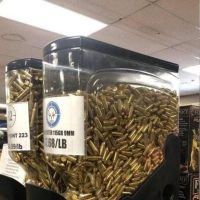 미국에서는 커피사듯이 총기를 구매한다지?