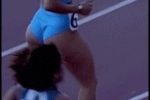 공격적인 여자 육상선수