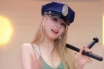 (SOUND)
섹시한 여자 경찰