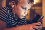 하버드가 밝히는 자녀를 위한 올바른 핸드폰 사용 방법