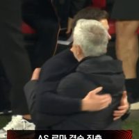 [레버쿠젠vsAS로마] 경기 종료!! 로마 유로파 결승 진출!!!!!