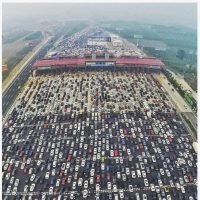 중국의 50차선짜리 도로
