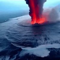 바다에서 화산 폭발