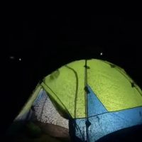 혐)한밤중 불 켜진 텐트
