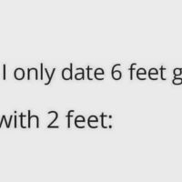 여자 : 나는 6 Feet의 남자하고만 사귀어.
