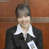 [르세라핌] 오피스룩 검스 보드라운 각선미 홍은채 - 르니버스